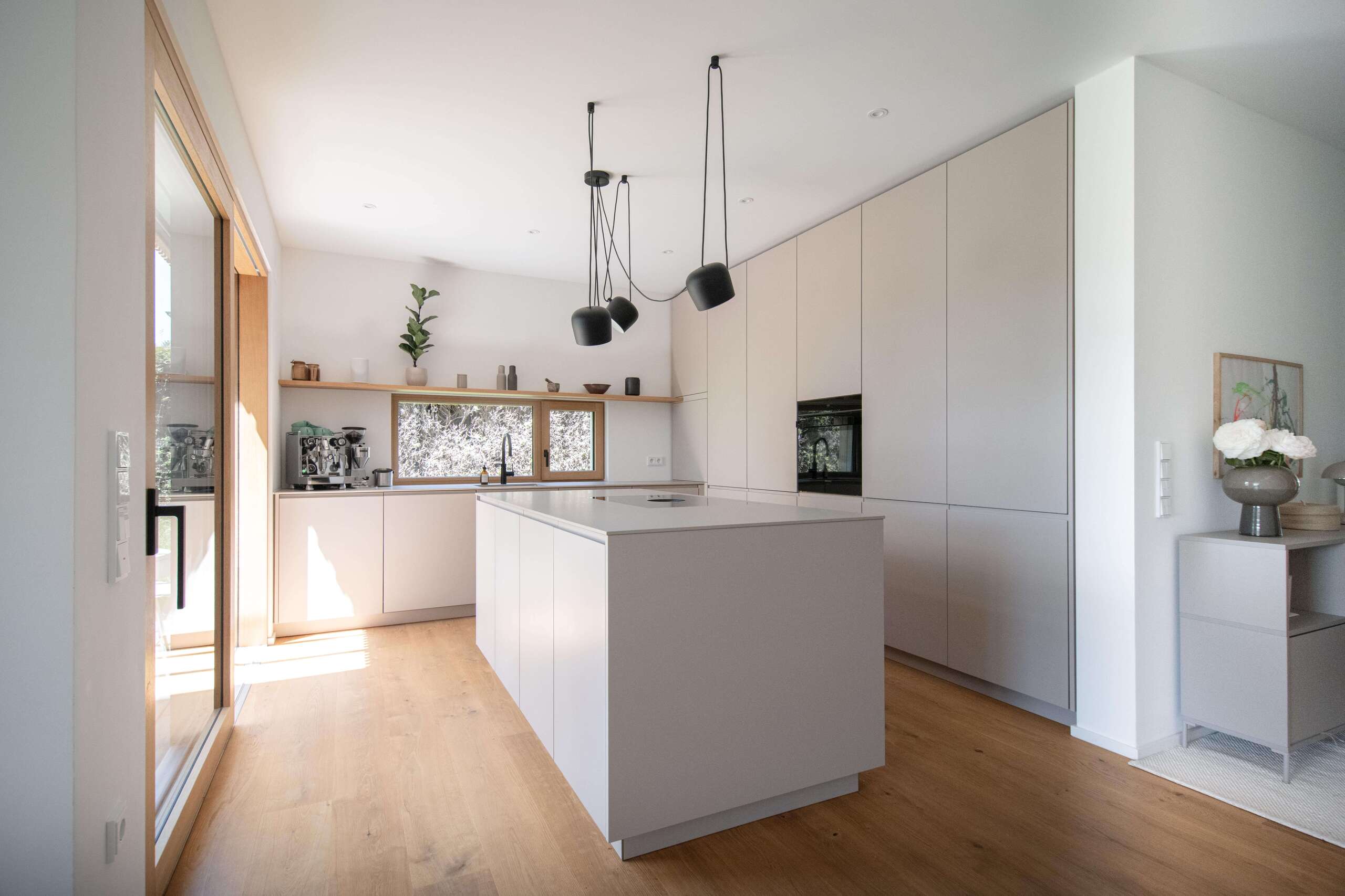 Entwurf Werkplanung und Bauleitung für Neubau eines Einfamilienhauses in Hybridbauweise in Gauting bei München